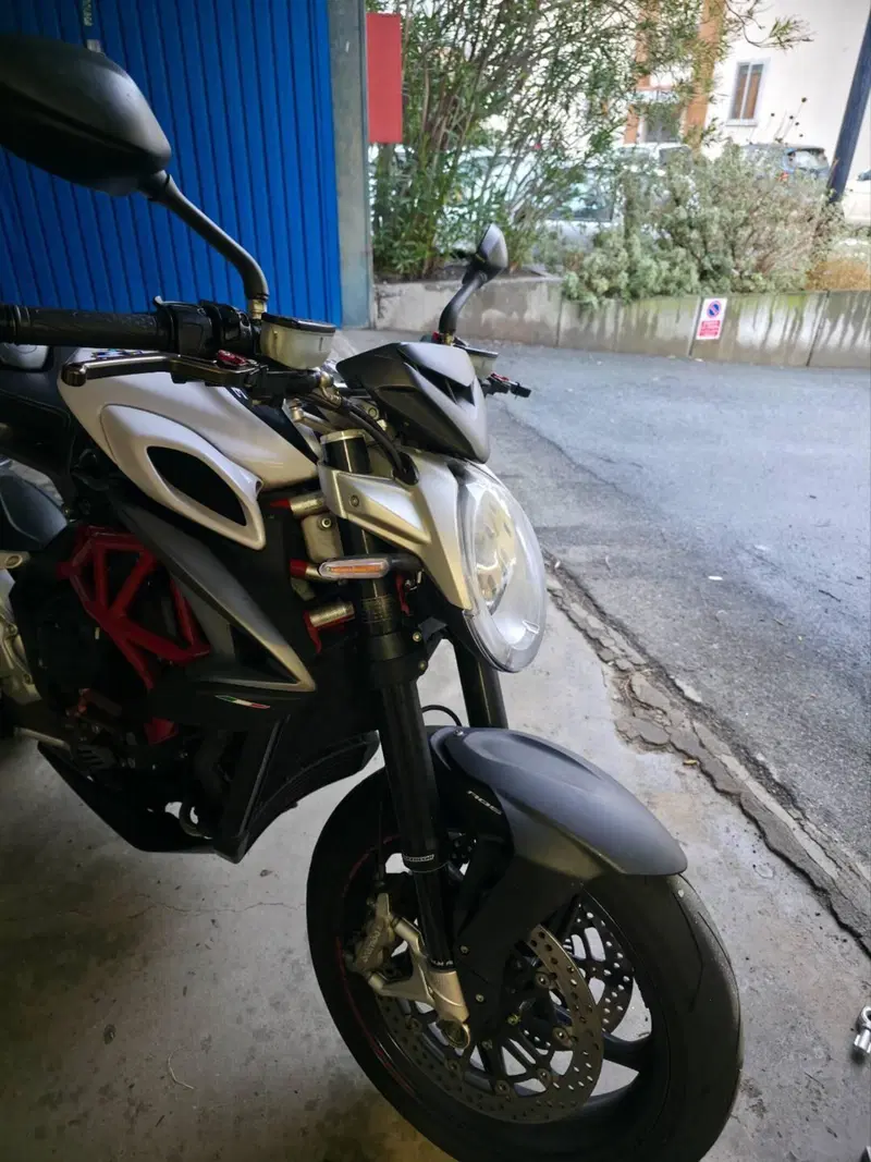 MV Agusta Brutale 800 RR (2017 - 20) (8)