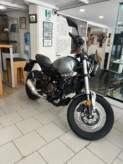Voge Trofeo 300AC (2021 - 26) usata