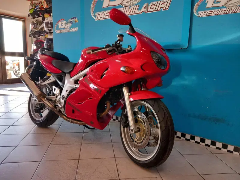 Suzuki SV 650 S (1999 - 02) (2)