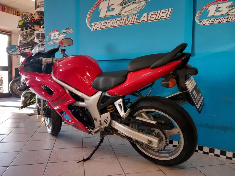 Suzuki SV 650 S (1999 - 02) (6)