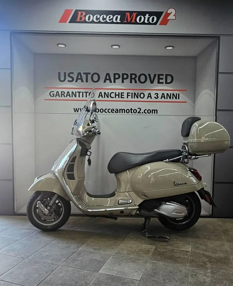 Vespa GTS 300 Hpe (2021 - 22)