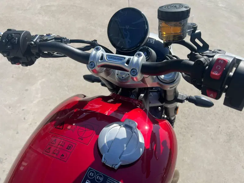 Triumph Speed Twin 1200 (2025 - 26) (3)