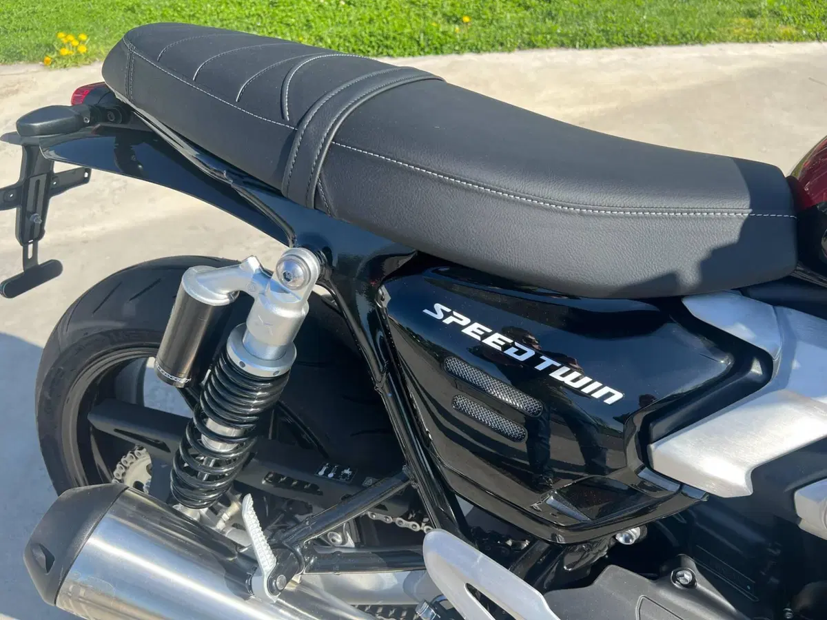 Triumph Speed Twin 1200 (2025 - 26) (4)