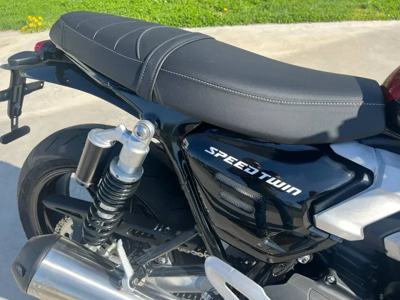 Triumph Speed Twin 1200 (2025 - 26) (4)