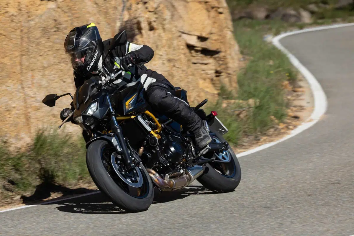 Kawasaki Z650 S: come cambia la naked giapponese? Il nostro TEST (9)