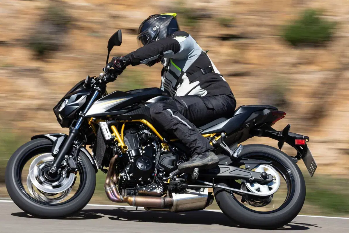 Kawasaki Z650 S: come cambia la naked giapponese? Il nostro TEST (8)