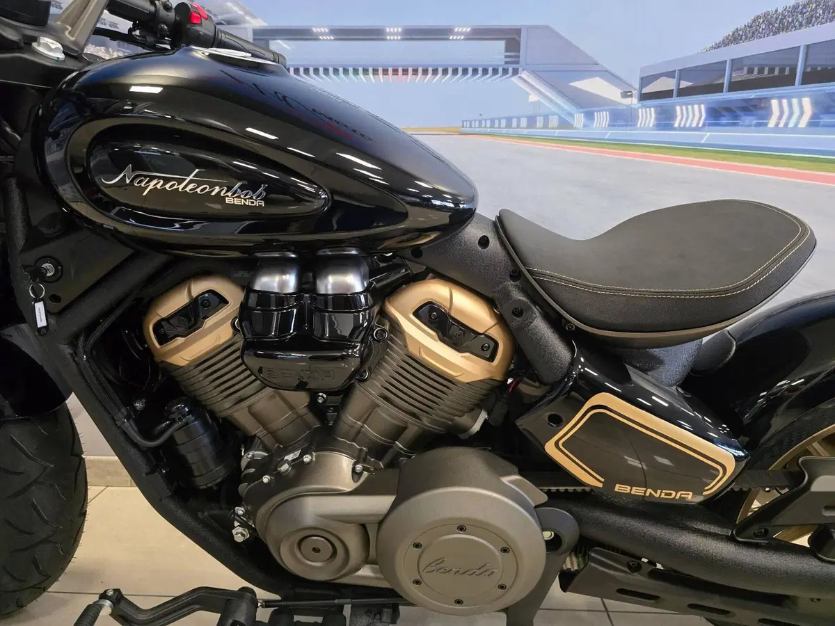 Benda Motorcycles Napoleon Bob 500 (2024 - 26) (9)
