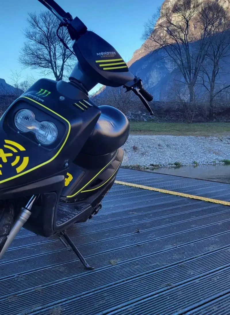Yamaha Booster 