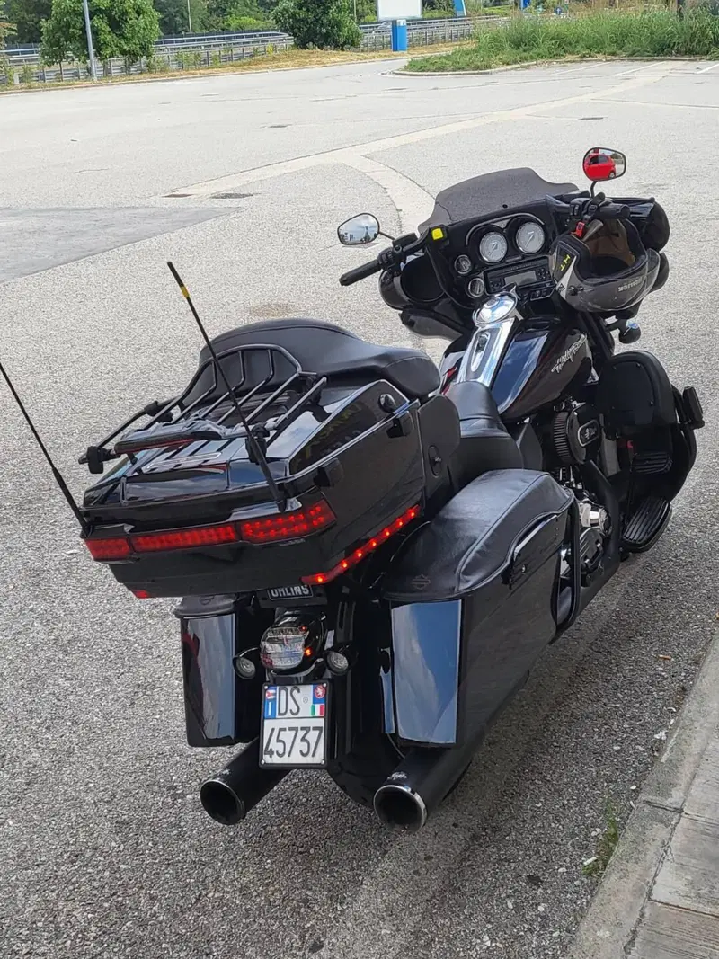Harley-Davidson 1800 Ultra Limited (2014 - 16) (9)