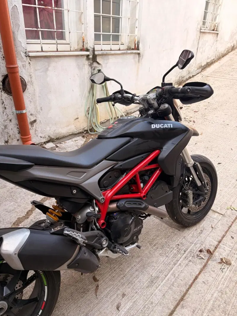 Ducati Hypermotard 821 (2013 - 15) (5)