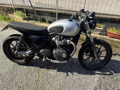 Triumph Street Twin 900 (2017 - 18) usata