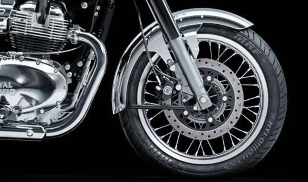 Royal Enfield Classic 650 (2025 - 26) (7)