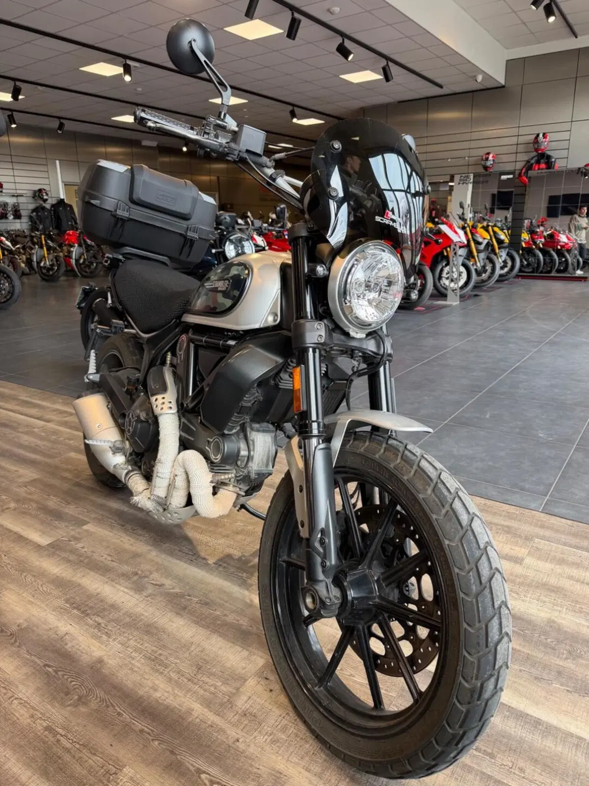 Ducati Scrambler 800 Icon (2017 - 20) (4)