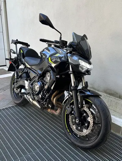 Kawasaki Z 650 (2025 - 26) usata