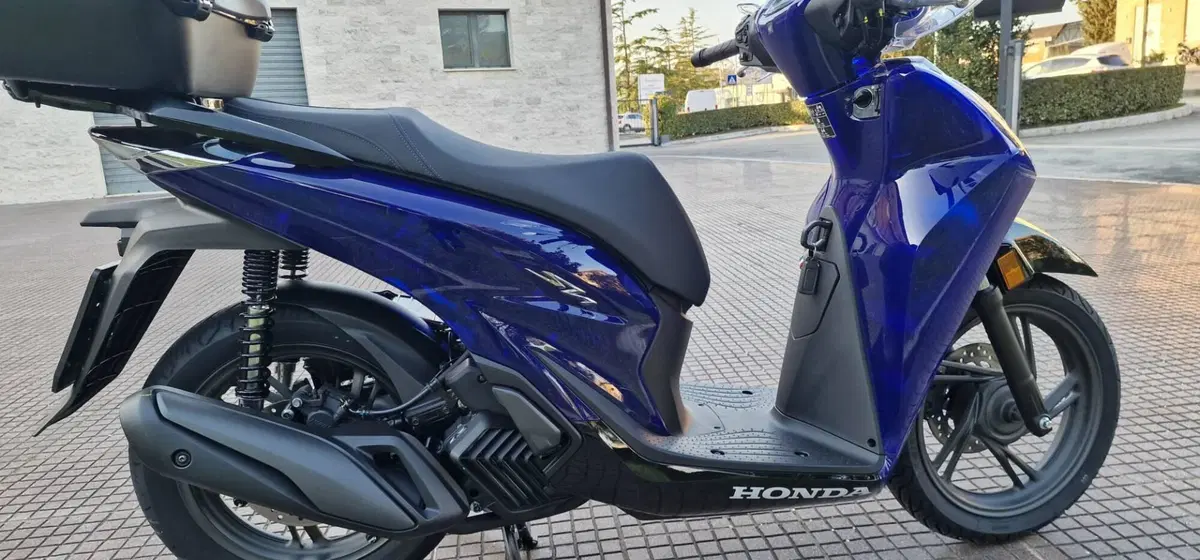 Honda SH 125 Vetro (2026) (4)