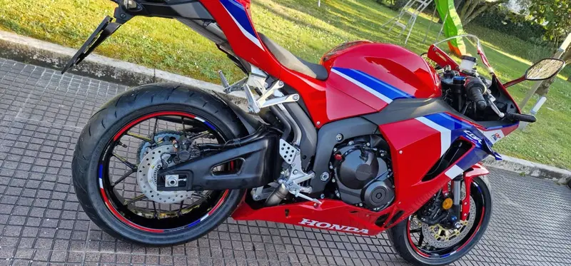 Honda CBR 600 RR (2024 - 26)