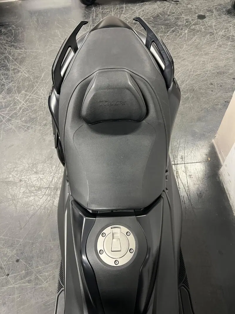 Yamaha T-Max 560 (2022 - 24) (7)