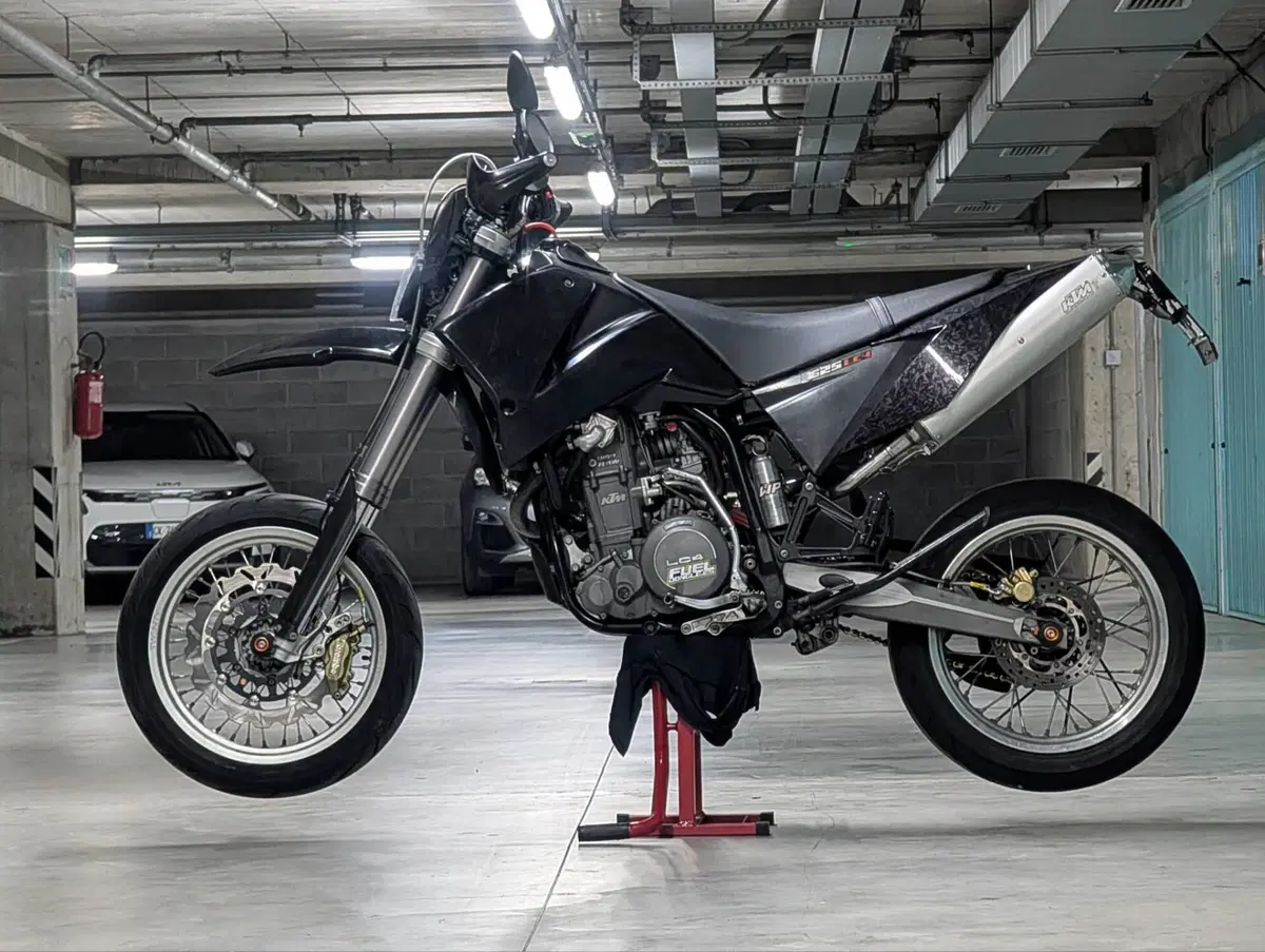 KTM SMC 625 (2006) (2)