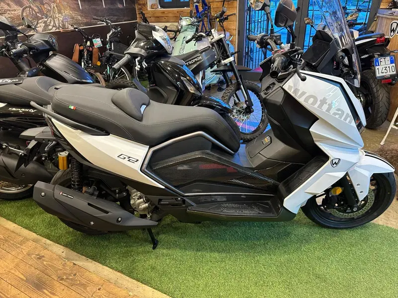 Wottan Motor GT2 300 (2025 - 26) (6)