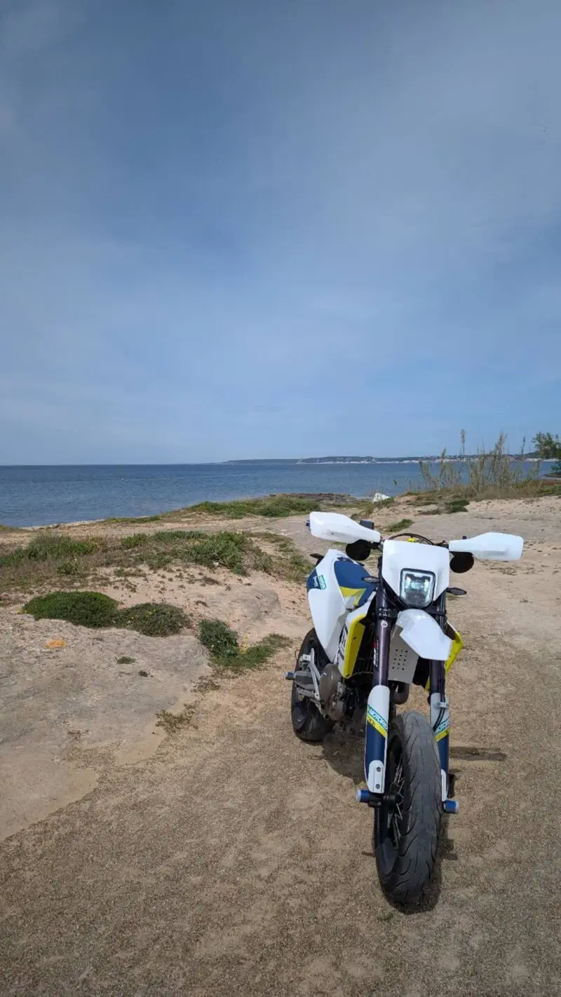 Husqvarna 701 Supermoto (2017 - 19) (5)