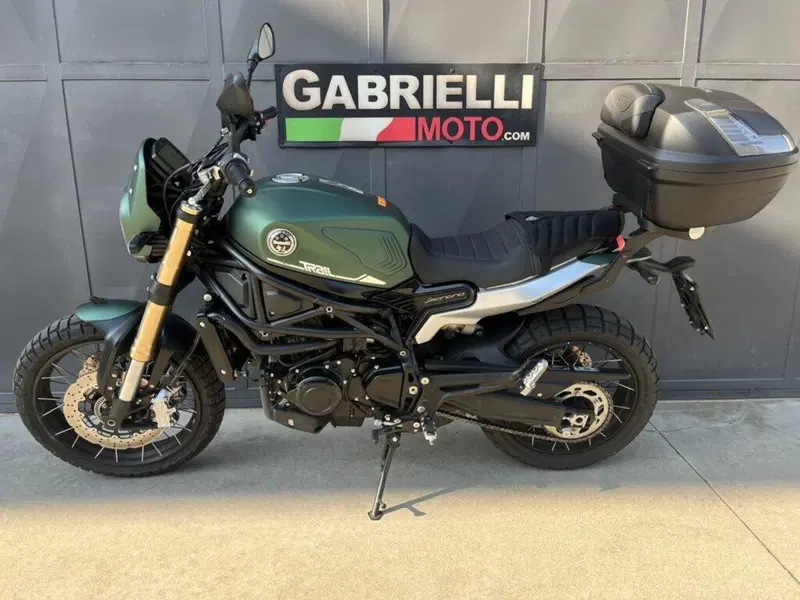 Benelli Leoncino 800 (2022 - 26)