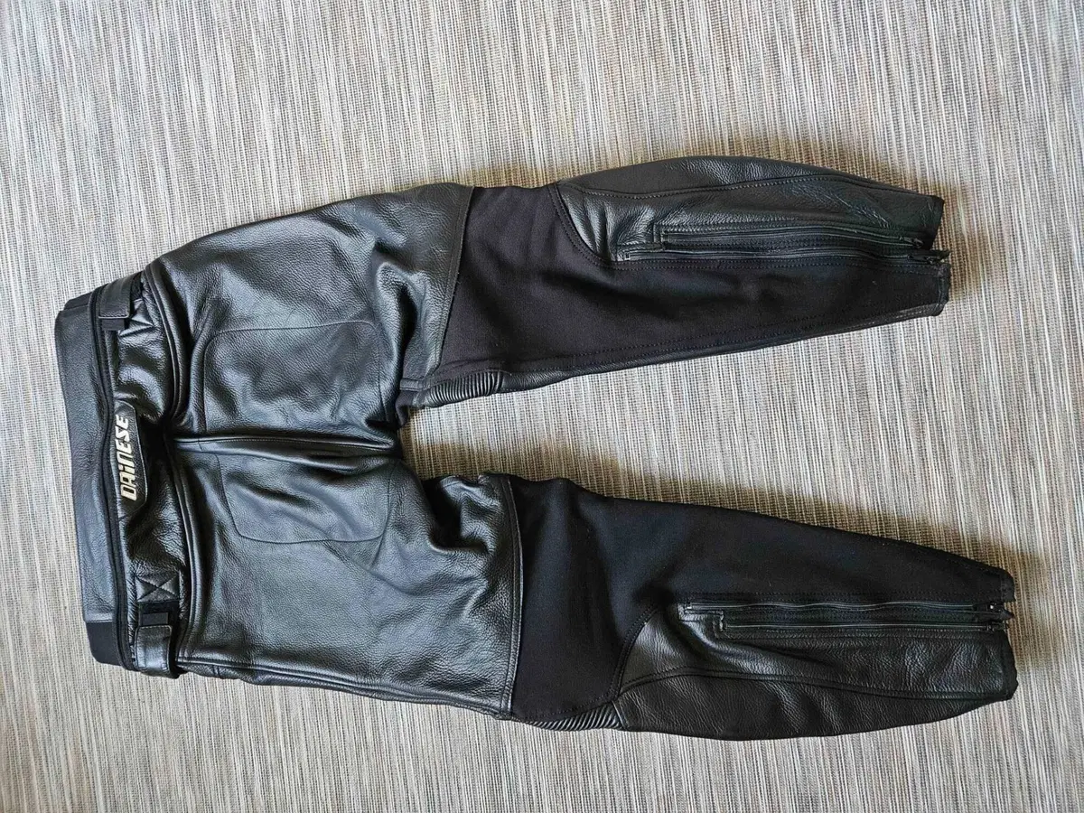 Pantaloni in pelle Dainese (2)