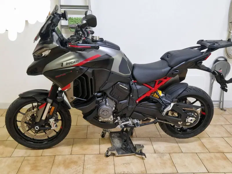Ducati Multistrada V4 (2021 - 24) (2)