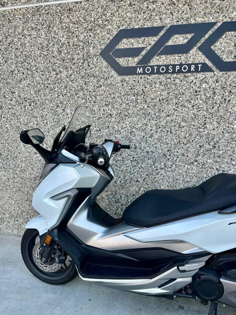 Honda Forza 300 ABS (2018 - 20) (4)