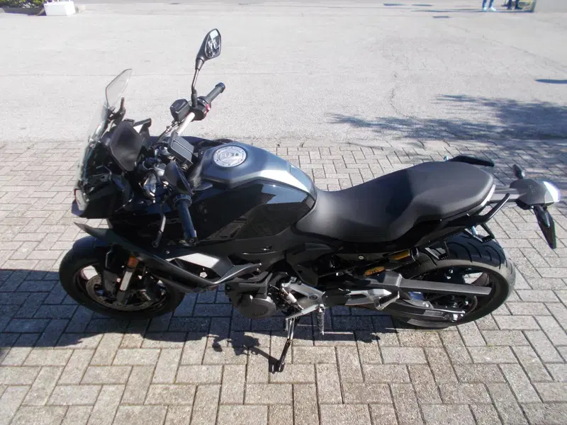 Bmw F 900 XR (2025 - 26) (2)