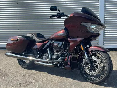 Harley-Davidson CVO Road Glide (2024) usata