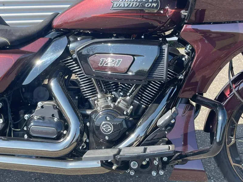 Harley-Davidson CVO Road Glide (2024) (6)