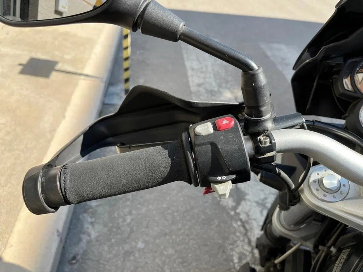 Bmw F 800 R (2012 - 14) (11)