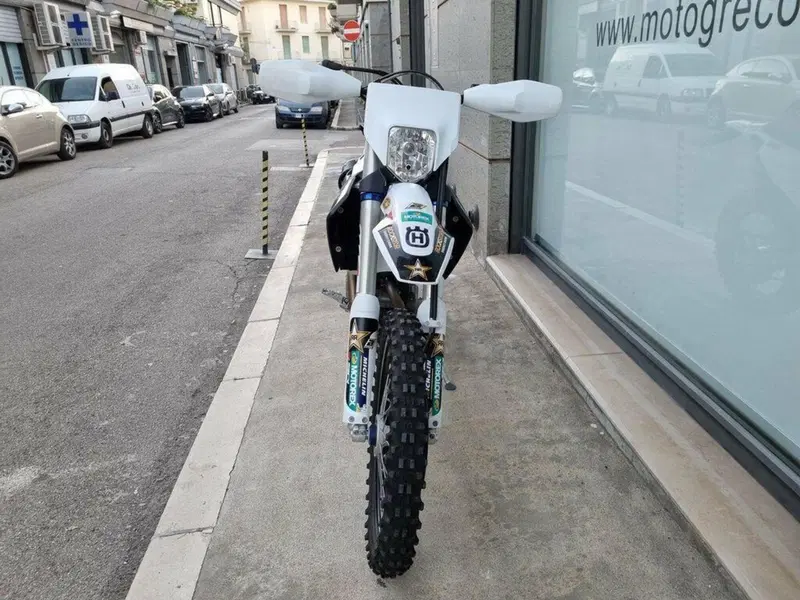 Husqvarna FE 350 Rockstar Edition (2022) (4)
