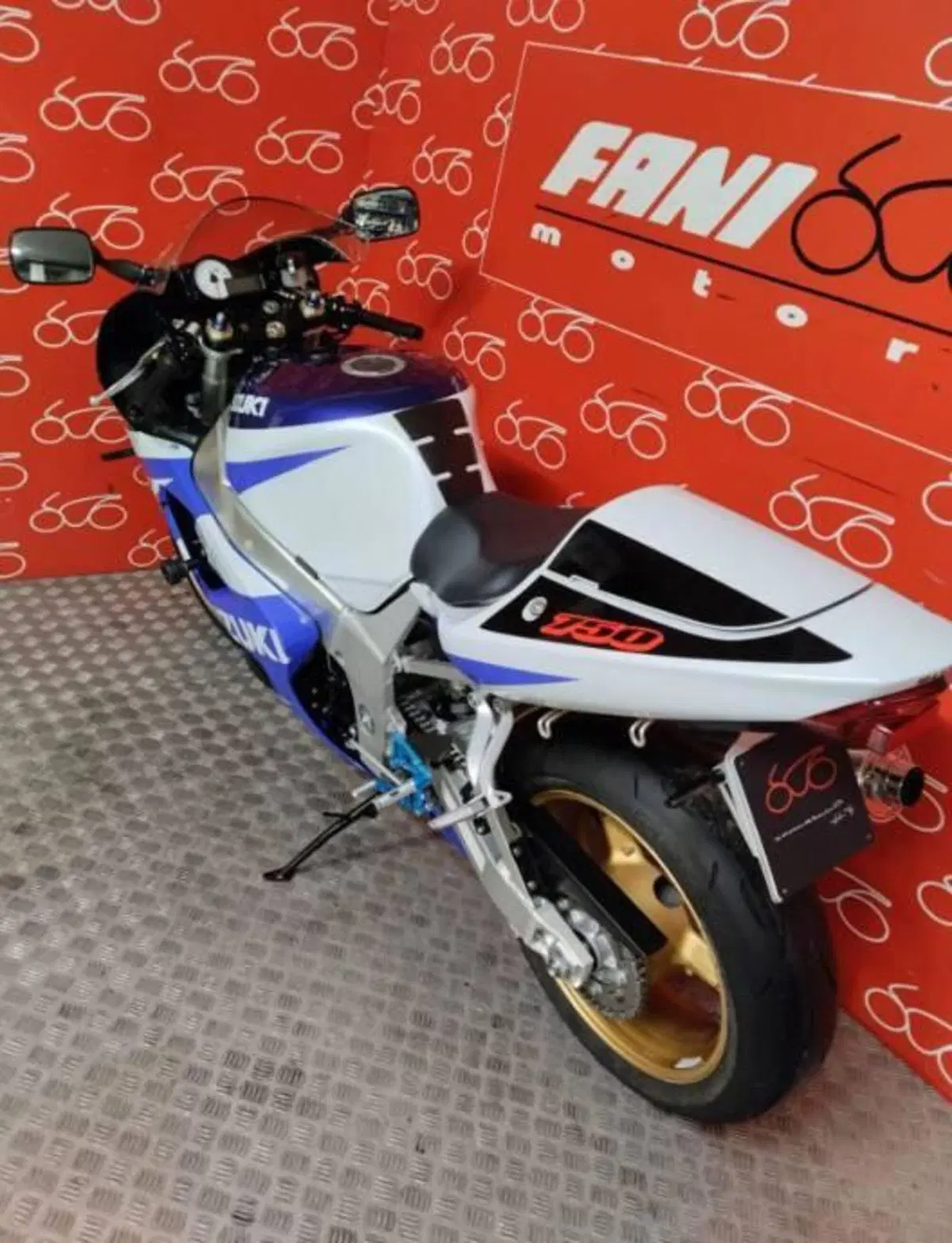 Suzuki GSX R 750 (1999 - 03) (4)