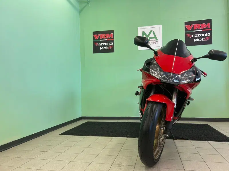 Honda CBR 900 RR Fireblade (2002 - 04) (2)