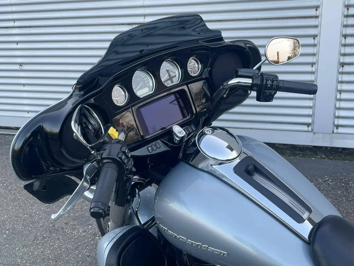 Harley-Davidson 114 Electra Glide Ultra Limited (2020) - FLHTK (11)