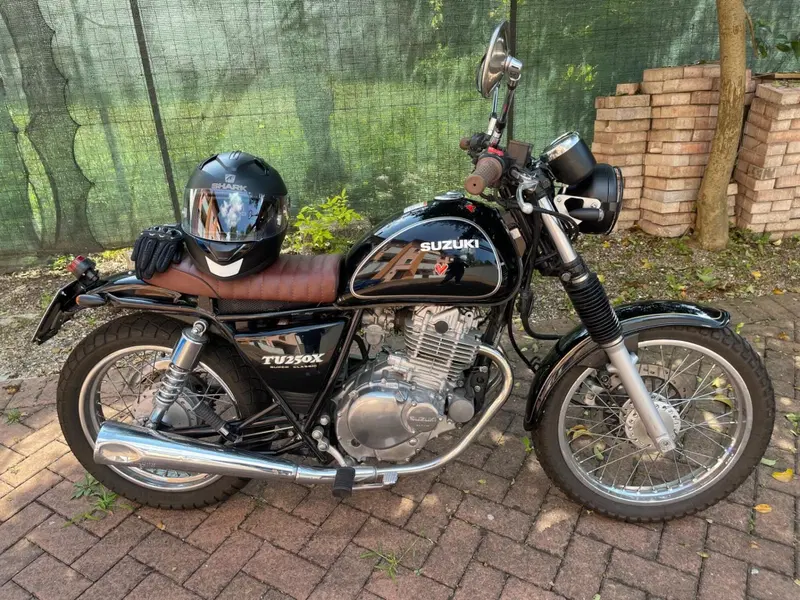Suzuki Tu250x