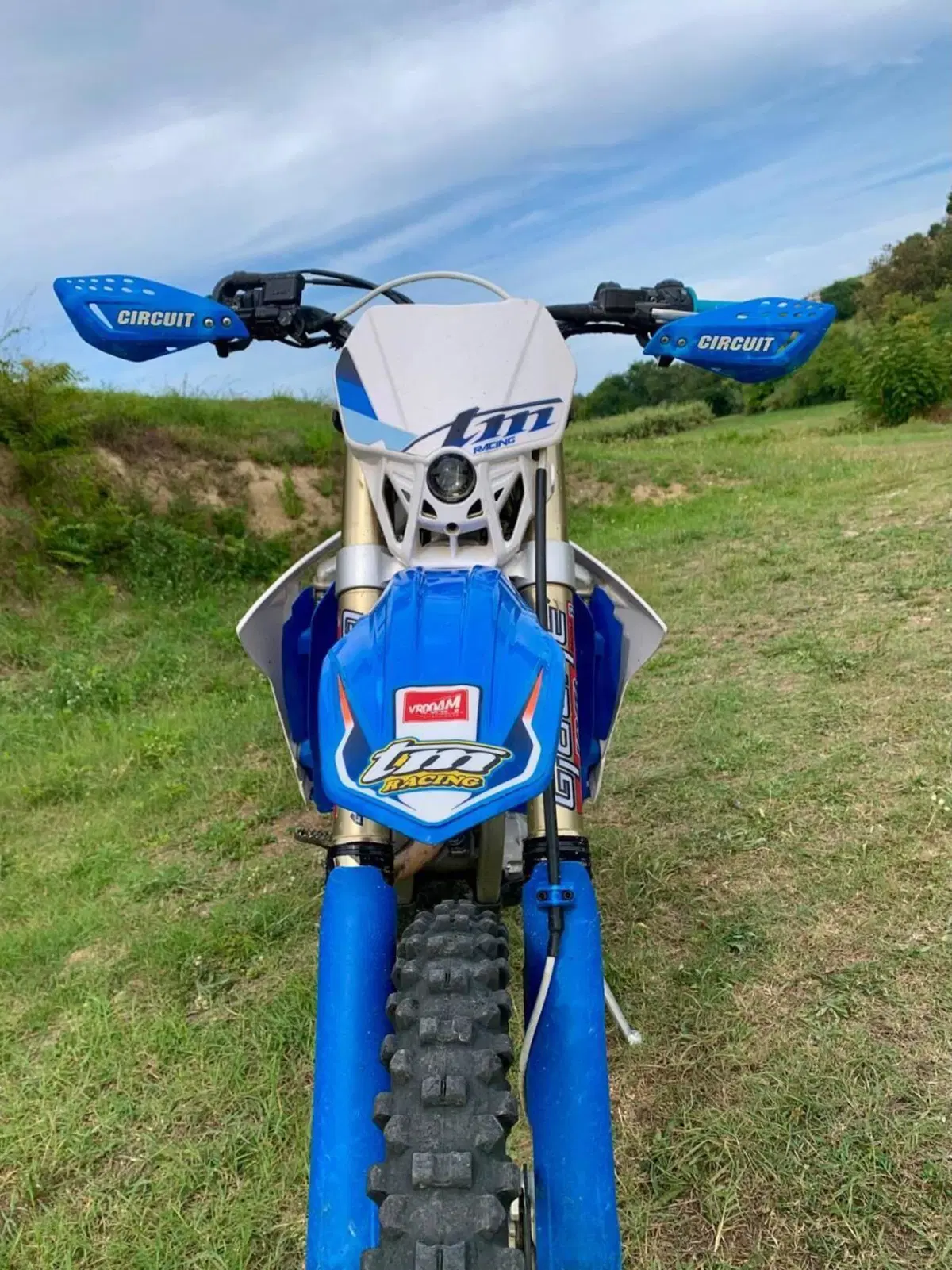 Tm Moto EN 300 Fi ES (2018) (2)