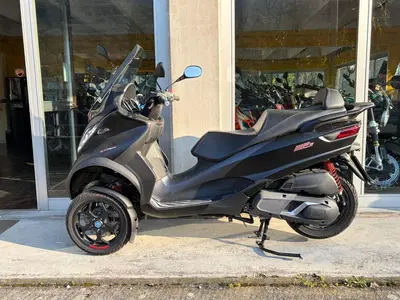 Piaggio MP3 400 ABS Hpe (2021 - 22) usata