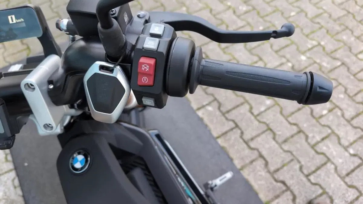 Bmw CE 02 AM (2024 - 26) (9)