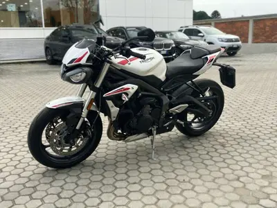 Triumph Street Triple S (2020 - 23) usata