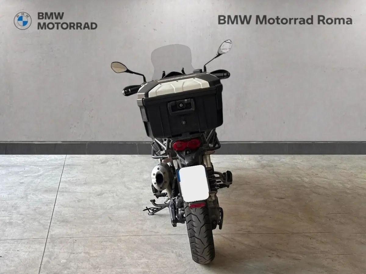 Moto Guzzi V85 TT (2021 - 23) (4)
