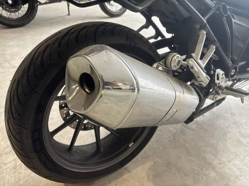 Bmw R 1250 R (2021 - 25) (10)