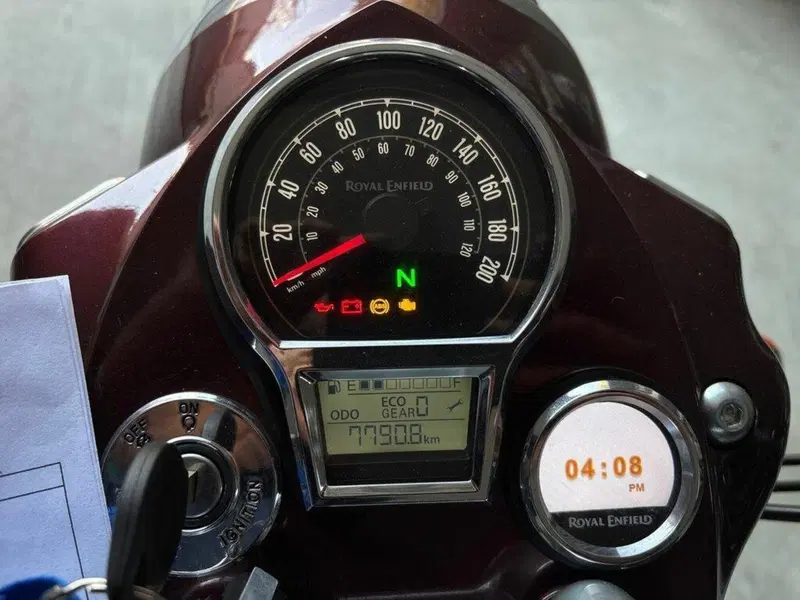 Royal Enfield Classic 650 (2025 - 26) (8)