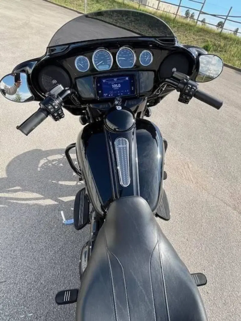Harley-Davidson Street Glide Special (2021 - 23)