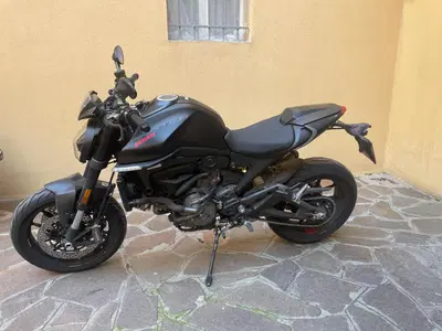 Ducati Monster 937 (2021 - 25) usata