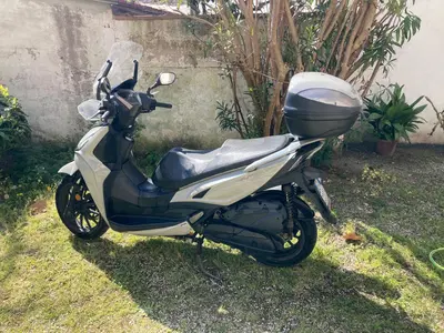 Kymco Agility 300 + (2020) usata