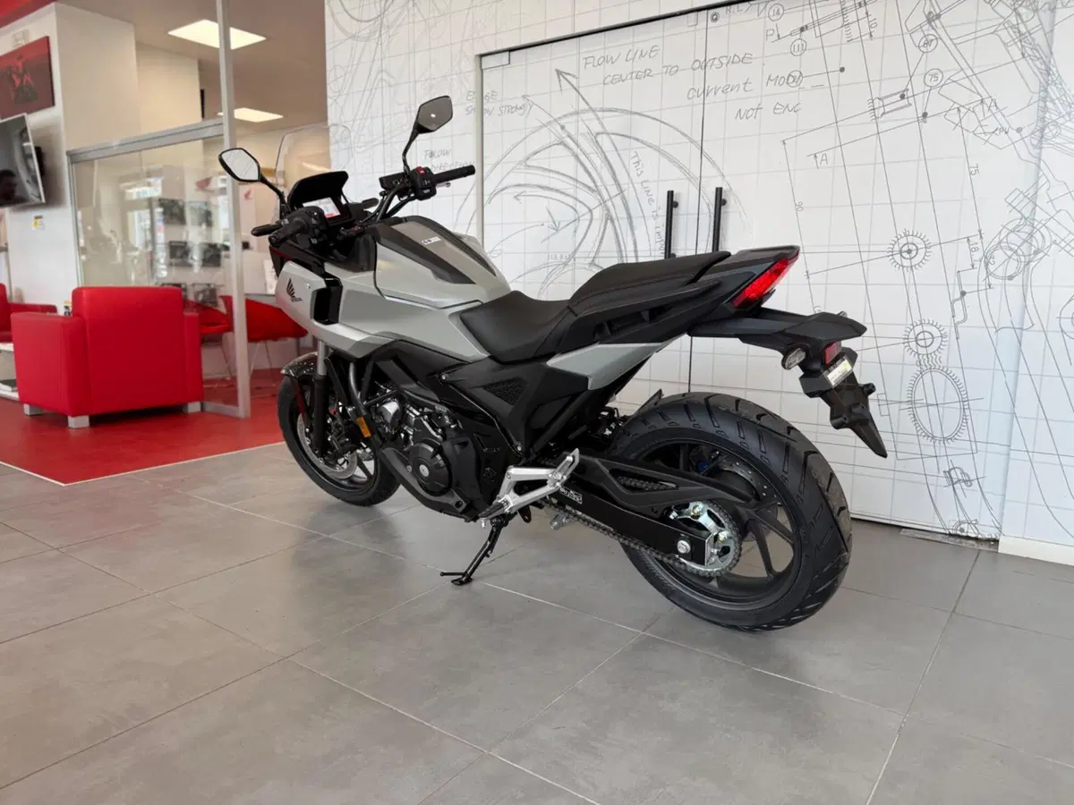 Honda NC 750 X DCT (2025 - 26) (6)