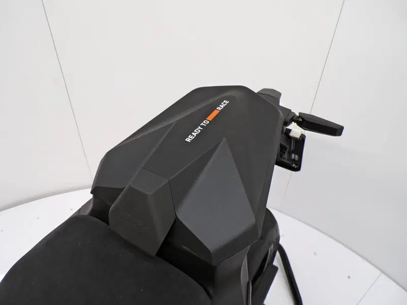 KTM 1390 Super Duke R (2024 - 26) (10)
