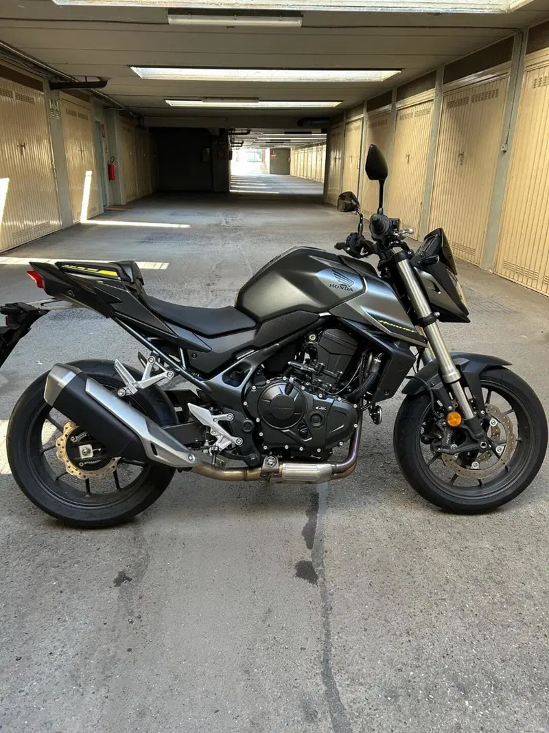 Honda CB 750 Hornet (2023 - 24)